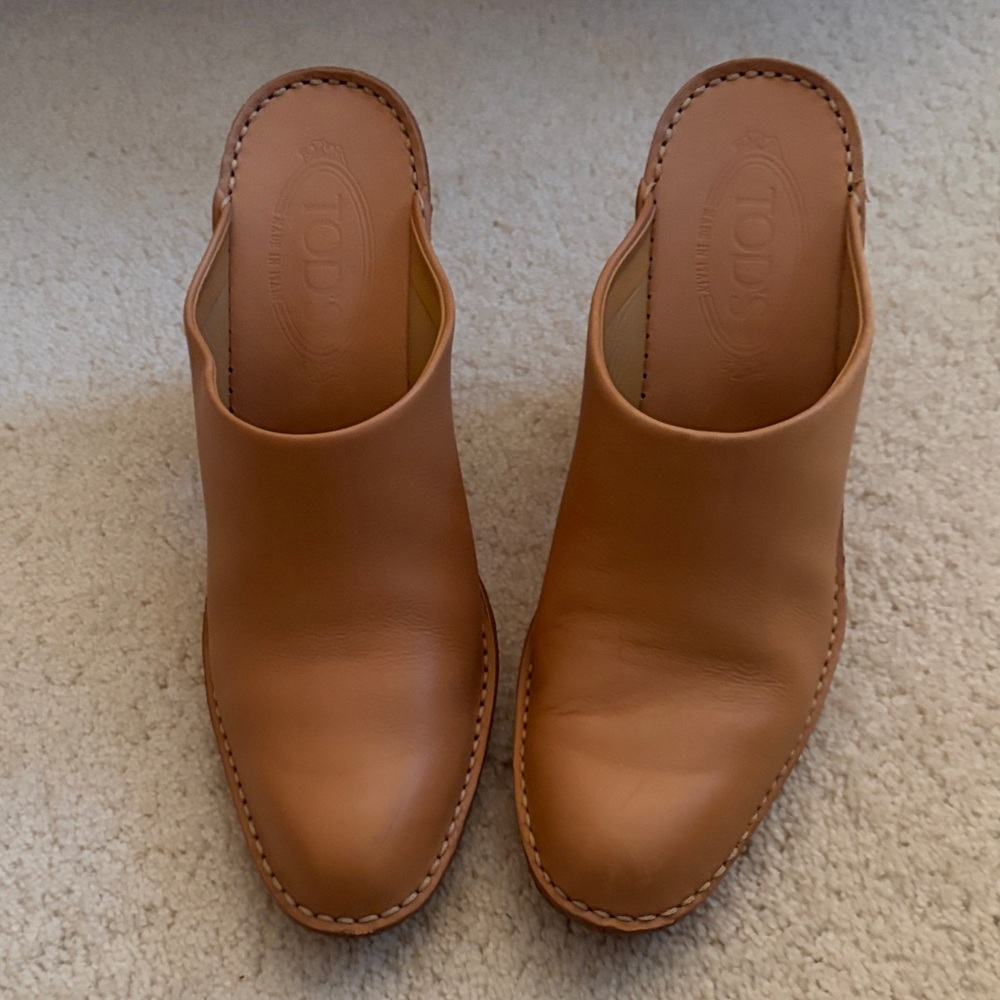 Tod's Tan Leather Heeled Mules - Picture 7 of 8